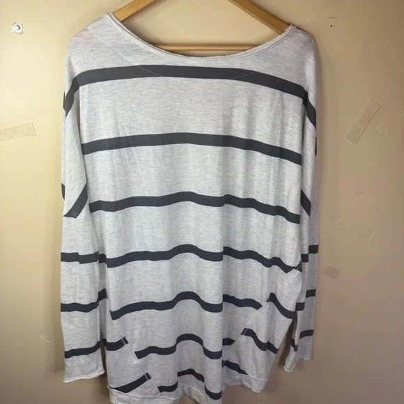 FREE PEOPLE Upstate Stripe Neutral Oversized Striped Long Sleeve Top Size M Gray - Picture 6 of 6